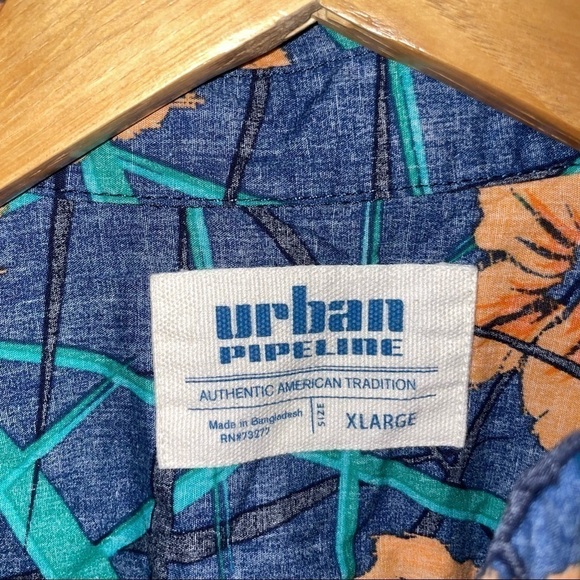 Urban pipeline Floral Short Sleeve Button Down Shirt - Picture 2 of 5